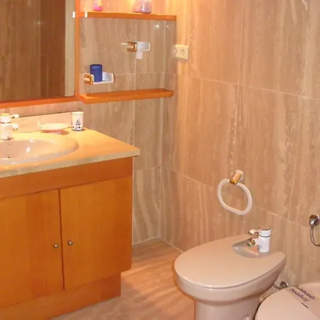 Apartamento Con Gran Terraza Y Bonitas Vistas